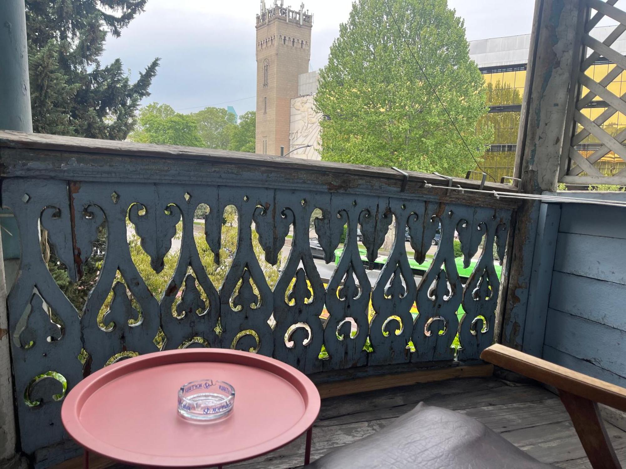 Apartment In Old Tbilisi Orbeliani Square Zewnętrze zdjęcie