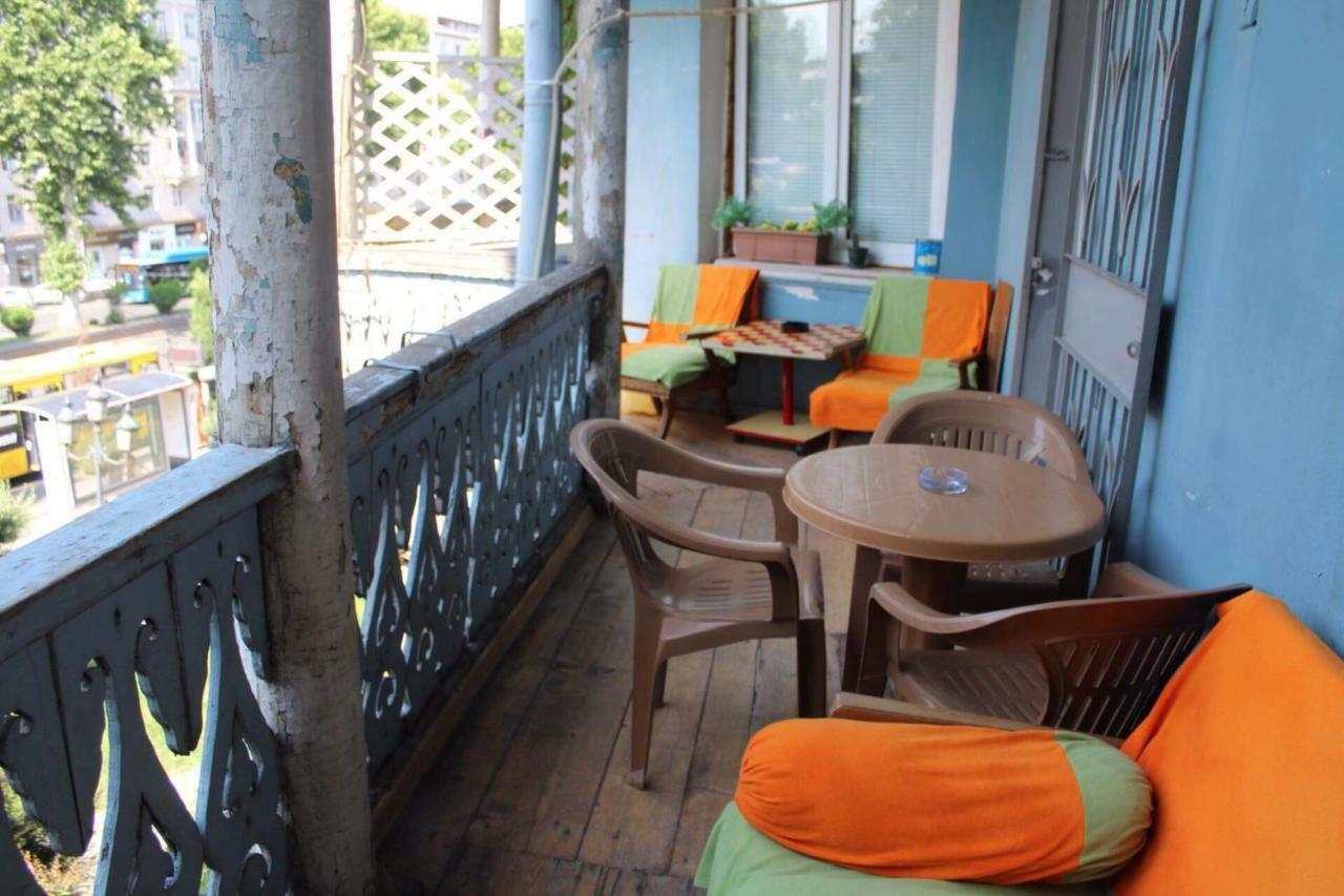 Apartment In Old Tbilisi Orbeliani Square Zewnętrze zdjęcie